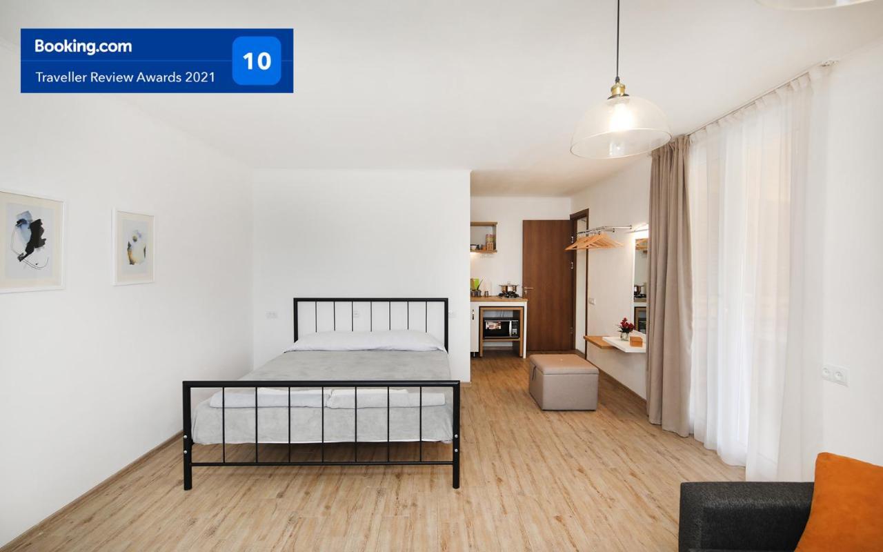 Twins Hotell Tbilisi Eksteriør bilde