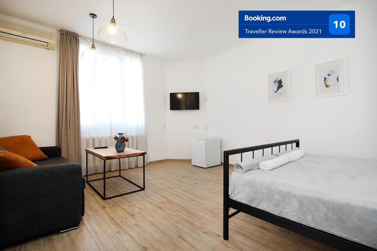 Twins Hotell Tbilisi Eksteriør bilde