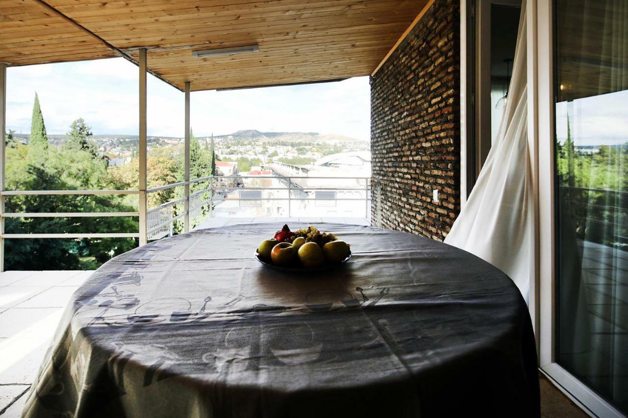Twins Hotell Tbilisi Eksteriør bilde